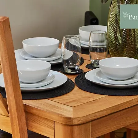 Perfect Contractor House In With 6 Beds By Purestay- Min 7 Nights! Daire