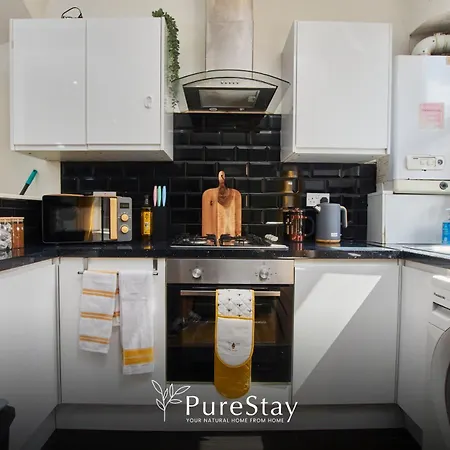 Διαμέρισμα Perfect Contractor House In With 6 Beds By Purestay- Min 7 Nights! Λιντς