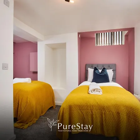 Perfect Contractor House In With 6 Beds By Purestay- Min 7 Nights! *