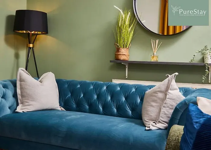 Perfect Contractor House In With 6 Beds By Purestay- Min 7 Nights! *