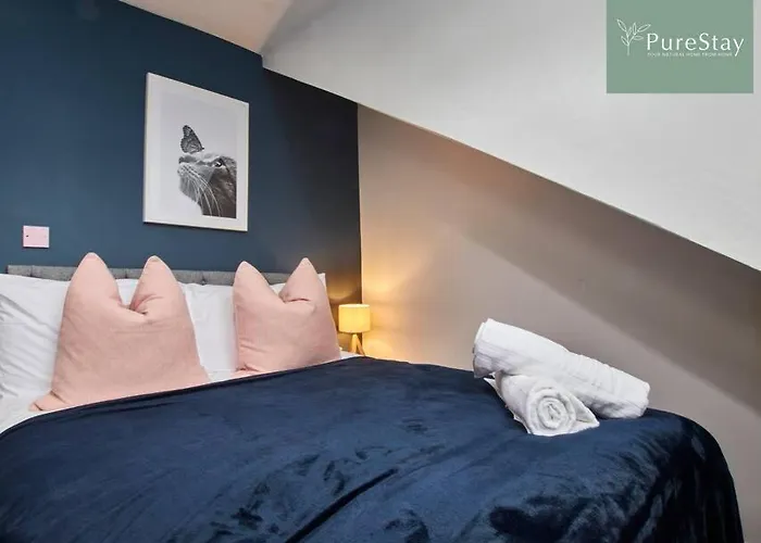 Perfect Contractor House In With 6 Beds By Purestay- Min 7 Nights! *