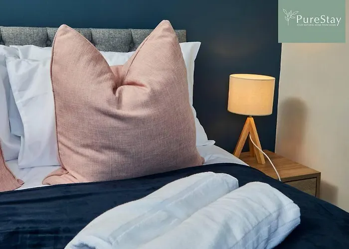 Perfect Contractor House In With 6 Beds By Purestay- Min 7 Nights! شقة *