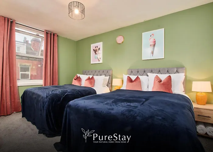 Perfect Contractor House In With 6 Beds By Purestay- Min 7 Nights! * ليدز